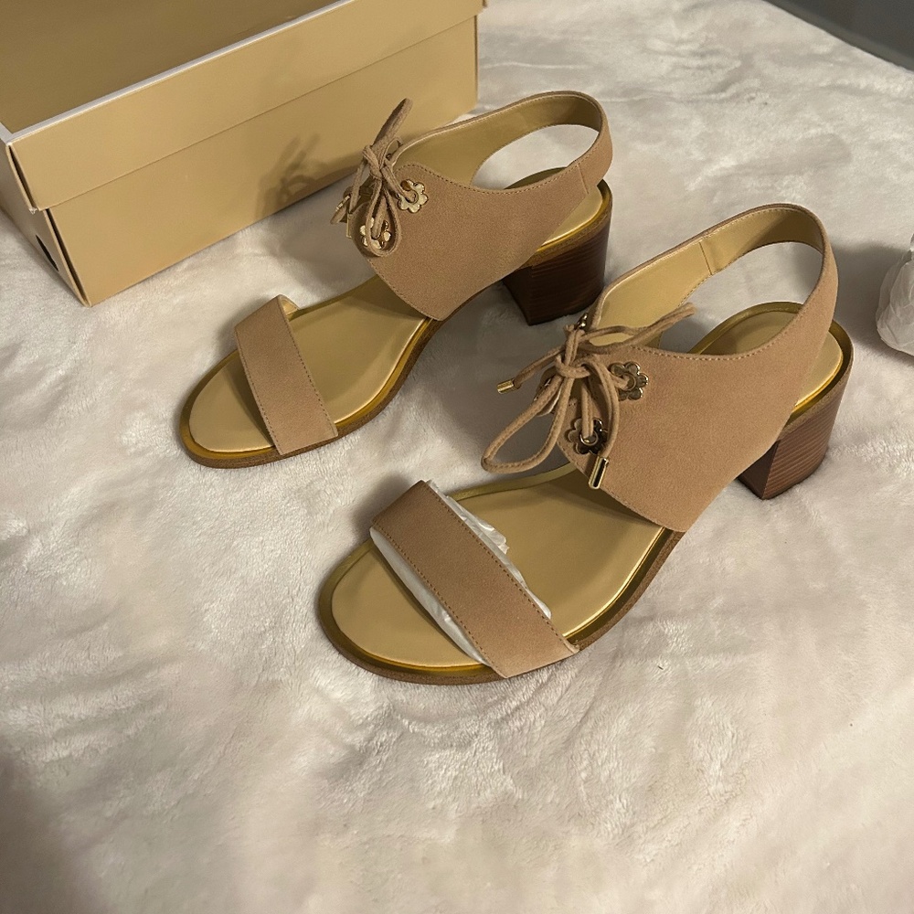 Michael Kors Estela Mid Suede Sandal - Bisque size 7